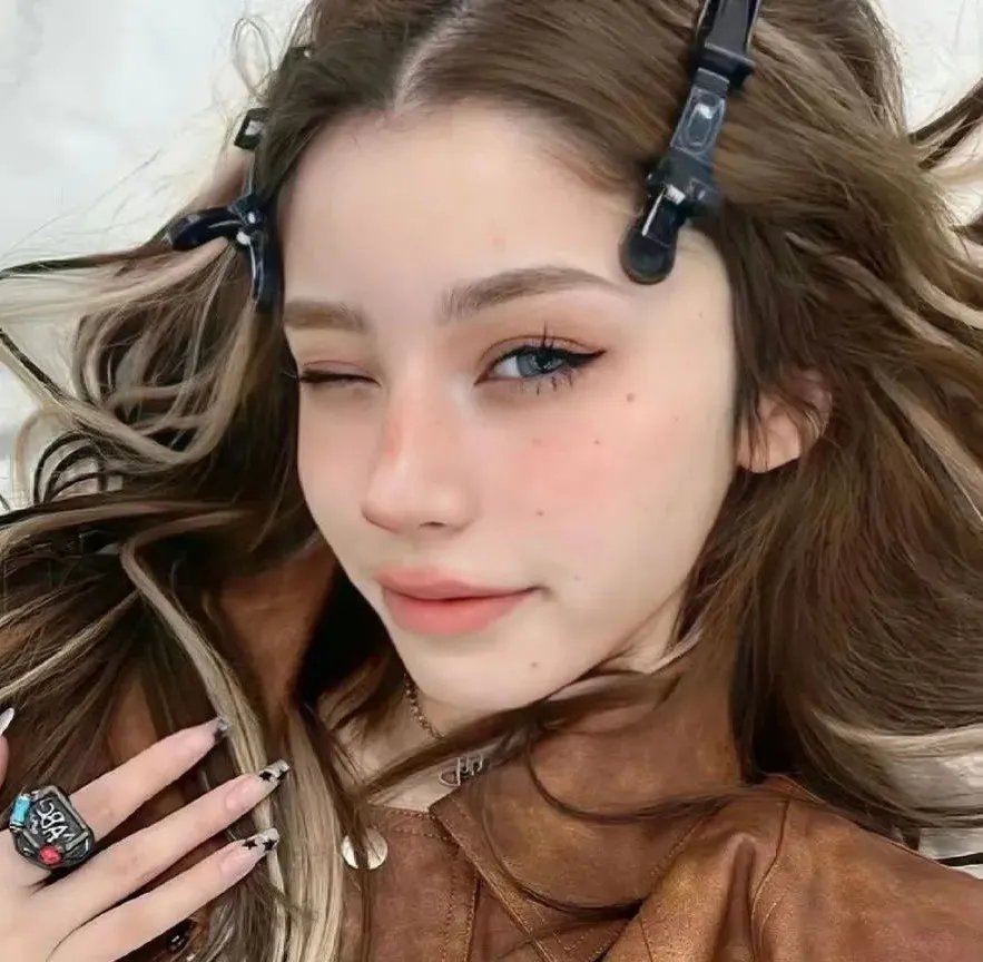 血洒周末